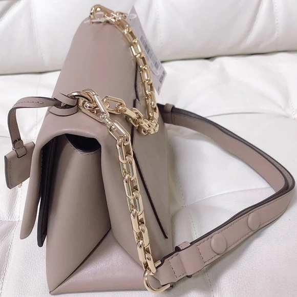 SOLD Michael Kors CeCe Med Shoulder Bag - Picture 5 of 6